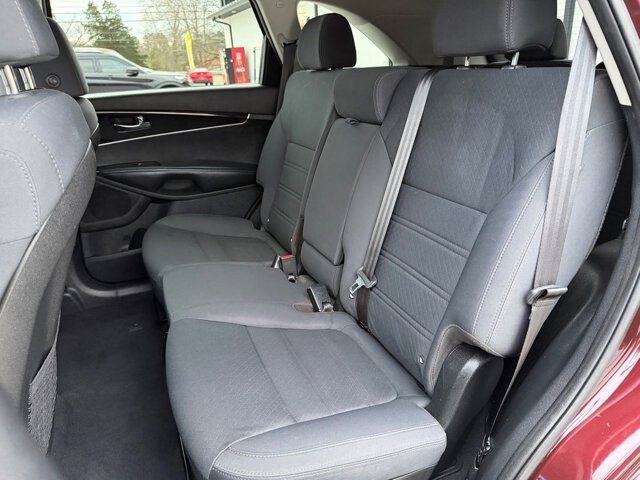 2019 Kia Sorento in Knoxville, TN 37920 - 18089327 15