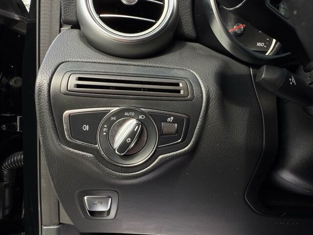 2021 Mercedes-Benz GLC 300 in Knoxville, TN 37920 - 18089328 24