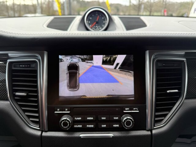 2018 Porsche Macan in Knoxville, TN 37920 - 18089331 21