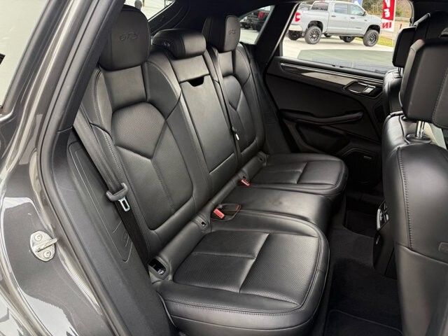 2018 Porsche Macan in Knoxville, TN 37920 - 18089331 14