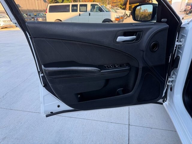 2018 Dodge Charger in Knoxville, TN 37920 - 18089332 5