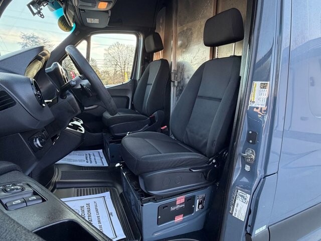 2019 Mercedes-Benz Sprinter in Knoxville, TN 37920 - 18089335 12