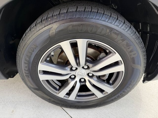 2018 Honda Pilot in Knoxville, TN 37920 - 18089336 31