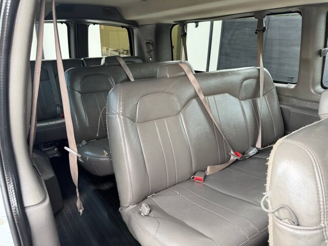 2019 Chevrolet Express 3500 in Knoxville, TN 37920 - 18089337 12