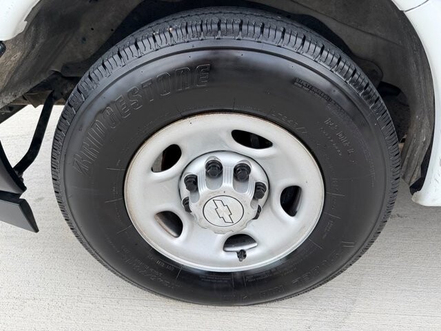 2019 Chevrolet Express 3500 in Knoxville, TN 37920 - 18089337 22