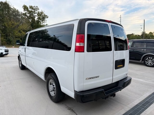 2019 Chevrolet Express 3500 in Knoxville, TN 37920 - 18089337 4