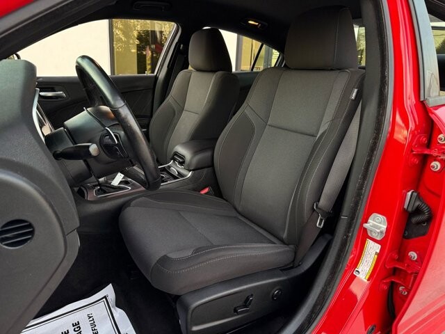 2018 Dodge Charger in Knoxville, TN 37920 - 18089339 10
