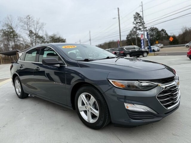 2019 Chevrolet Malibu in Knoxville, TN 37920 - 18089340 7