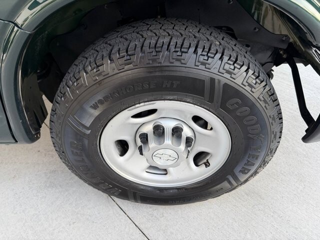 2015 Chevrolet Express 2500 in Knoxville, TN 37920 - 18089341 29