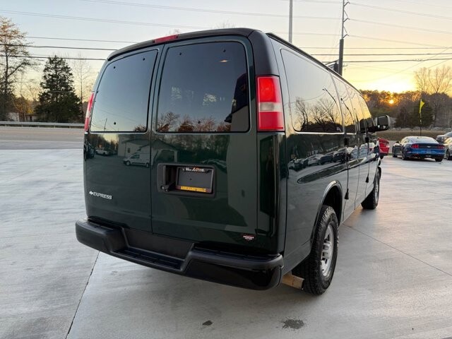 2015 Chevrolet Express 2500 in Knoxville, TN 37920 - 18089341 2