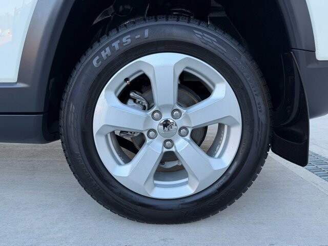 2018 Jeep Compass in Knoxville, TN 37920 - 18089344 27