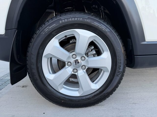 2018 Jeep Compass in Knoxville, TN 37920 - 18089344 28