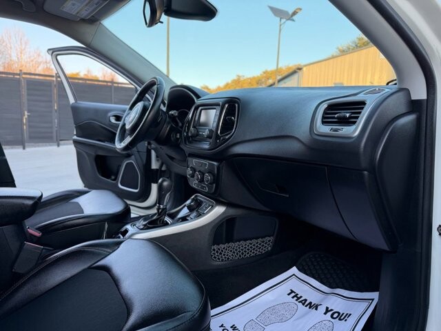 2018 Jeep Compass in Knoxville, TN 37920 - 18089344 14