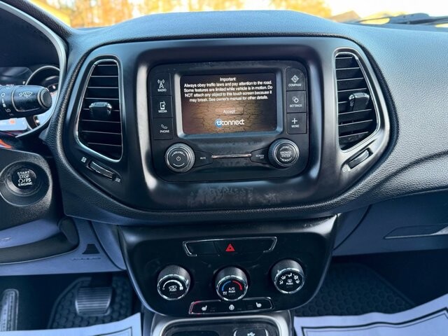 2018 Jeep Compass in Knoxville, TN 37920 - 18089344 22