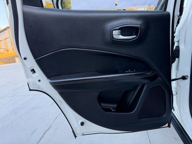 2018 Jeep Compass in Knoxville, TN 37920 - 18089344 7