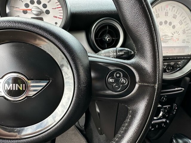 2013 MINI Cooper Clubman in Knoxville, TN 37920 - 18089348 17