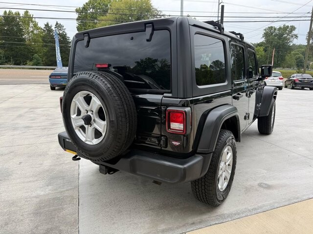 2021 Jeep Wrangler in Knoxville, TN 37920 - 18089350 4