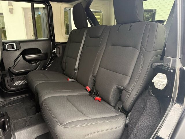 2021 Jeep Wrangler in Knoxville, TN 37920 - 18089350 15