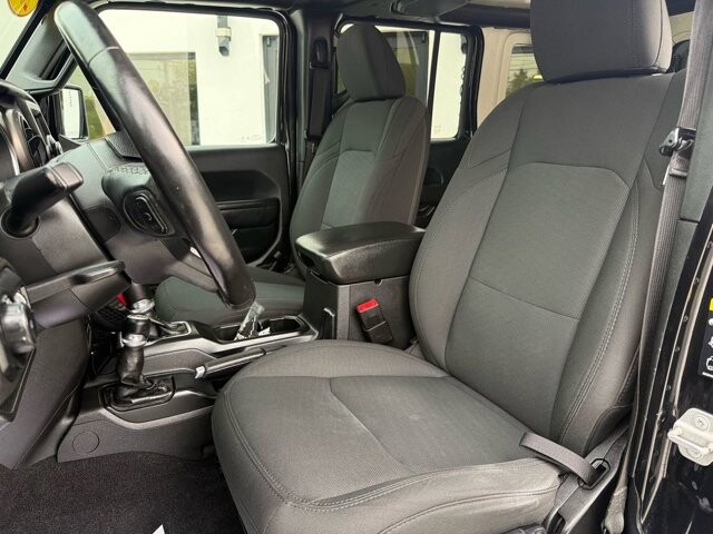 2021 Jeep Wrangler in Knoxville, TN 37920 - 18089350 13