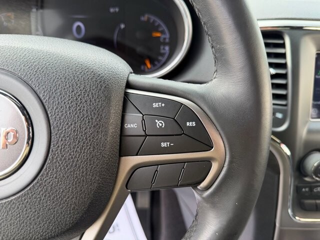 2018 Jeep Grand Cherokee in Knoxville, TN 37920 - 18089352 19