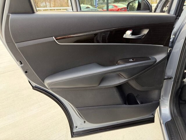2020 Kia Sorento in Knoxville, TN 37920 - 18089353 7