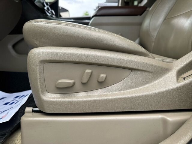 2016 Chevrolet Tahoe in Knoxville, TN 37920 - 18089354 20