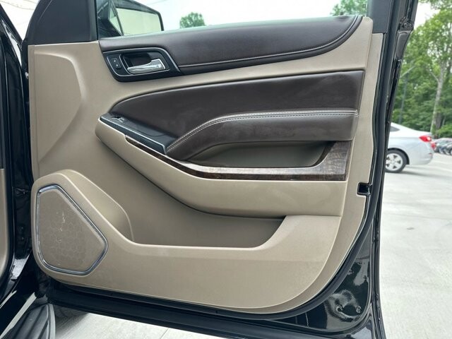 2016 Chevrolet Tahoe in Knoxville, TN 37920 - 18089354 7