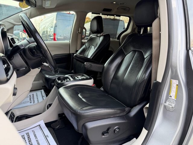 2020 Chrysler Pacifica in Knoxville, TN 37920 - 18089355 17