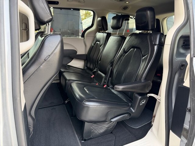 2020 Chrysler Pacifica in Knoxville, TN 37920 - 18089355 18