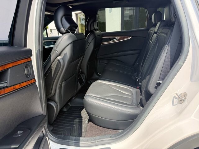 2019 Lincoln Nautilus in Knoxville, TN 37920 - 18089358 13