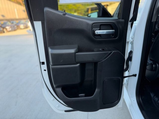 2020 Chevrolet Silverado 1500 in Knoxville, TN 37920 - 18089359 7