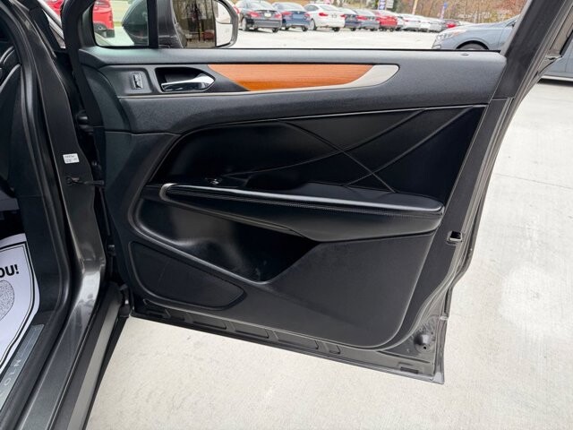 2018 Lincoln MKC in Knoxville, TN 37920 - 18089361 10