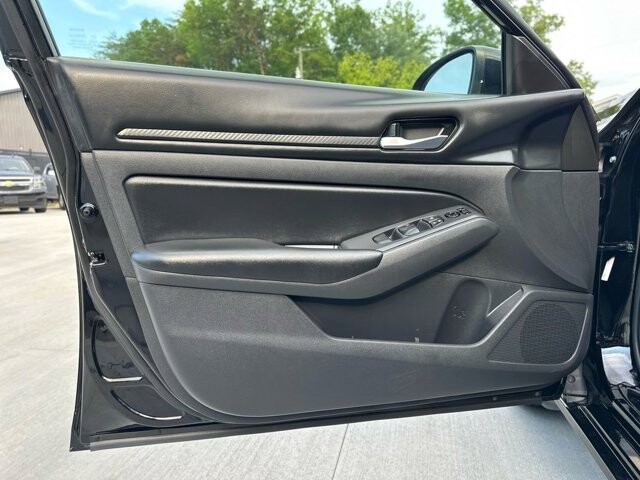 2022 Nissan Altima in Knoxville, TN 37920 - 18089362 5
