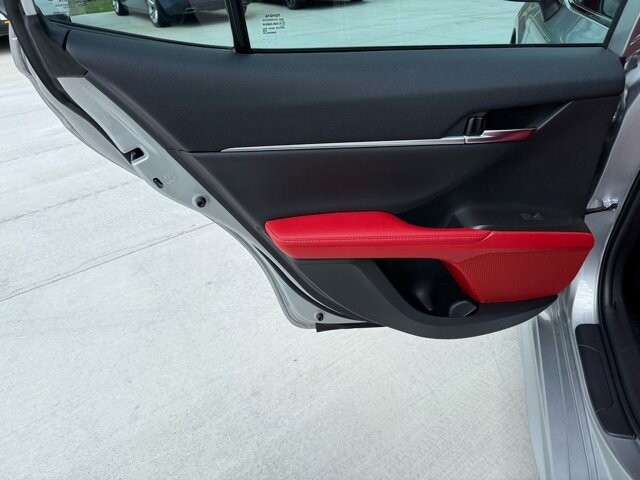 2022 Toyota Camry in Knoxville, TN 37920 - 18089365 7