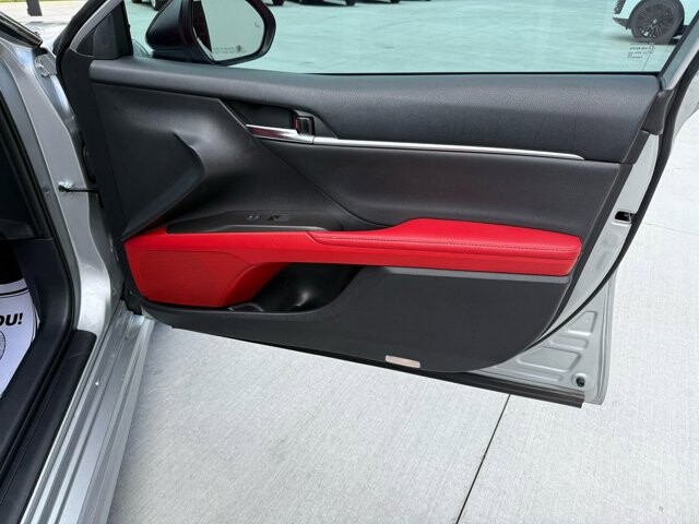 2022 Toyota Camry in Knoxville, TN 37920 - 18089365 10