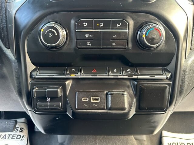 2019 Chevrolet Silverado 1500 in Knoxville, TN 37920 - 18089366 24