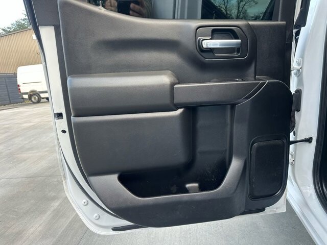 2019 Chevrolet Silverado 1500 in Knoxville, TN 37920 - 18089366 6