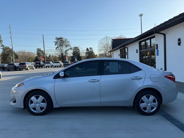 2018 Toyota Corolla in Knoxville, TN 37920 - 18089367 4