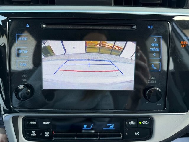 2018 Toyota Corolla in Knoxville, TN 37920 - 18089367 20