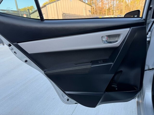 2018 Toyota Corolla in Knoxville, TN 37920 - 18089367 25