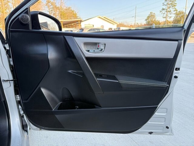 2018 Toyota Corolla in Knoxville, TN 37920 - 18089367 26