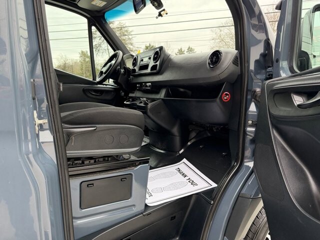 2019 Mercedes-Benz Sprinter in Knoxville, TN 37920 - 18089369 13