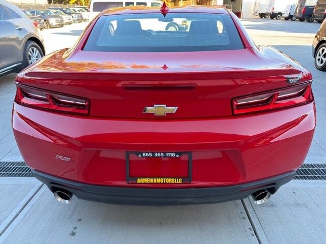 2018 Chevrolet Camaro in Knoxville, TN 37920 - 18089370 3