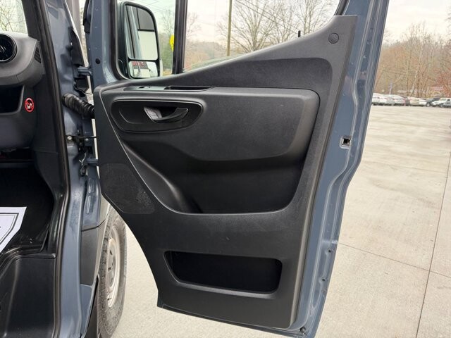 2019 Mercedes-Benz Sprinter in Knoxville, TN 37920 - 18089371 12