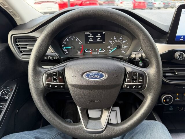 2022 Ford Escape in Knoxville, TN 37920 - 18089372 17
