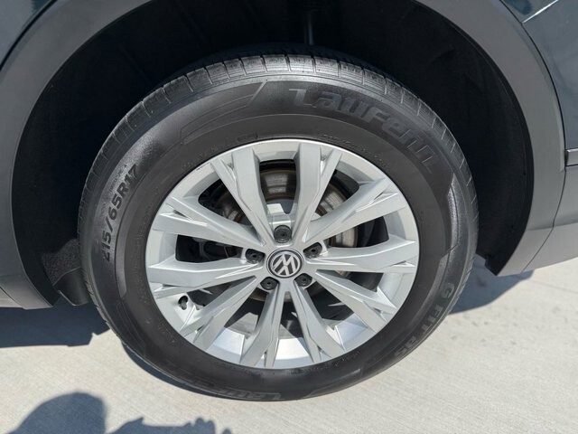 2019 Volkswagen Tiguan in Knoxville, TN 37920 - 18089376 30