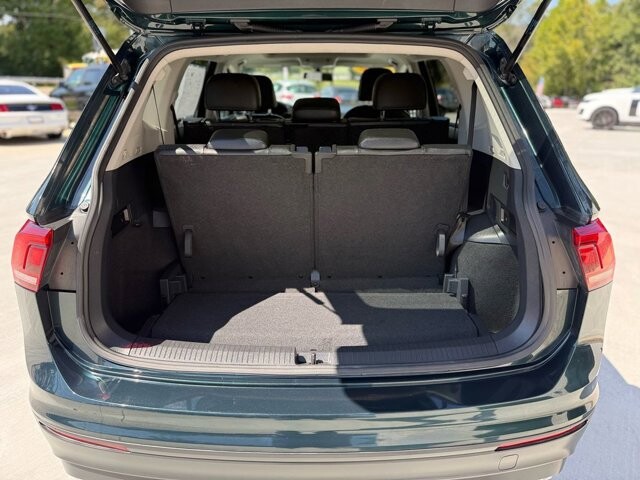 2019 Volkswagen Tiguan in Knoxville, TN 37920 - 18089376 8