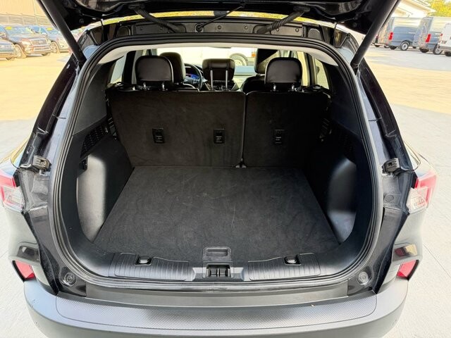 2021 Ford Escape in Knoxville, TN 37920 - 18089377 22