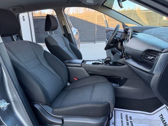 2021 Nissan Rogue in Knoxville, TN 37920 - 18089379 9