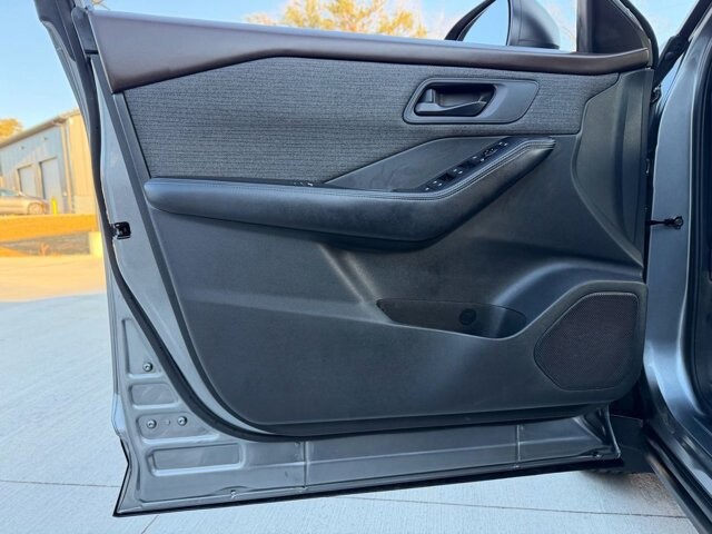 2021 Nissan Rogue in Knoxville, TN 37920 - 18089379 12